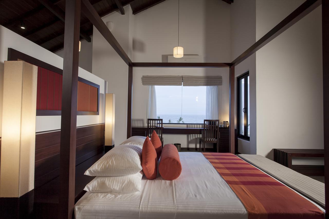 The Calm Resort & Spa Passikudah Esterno foto